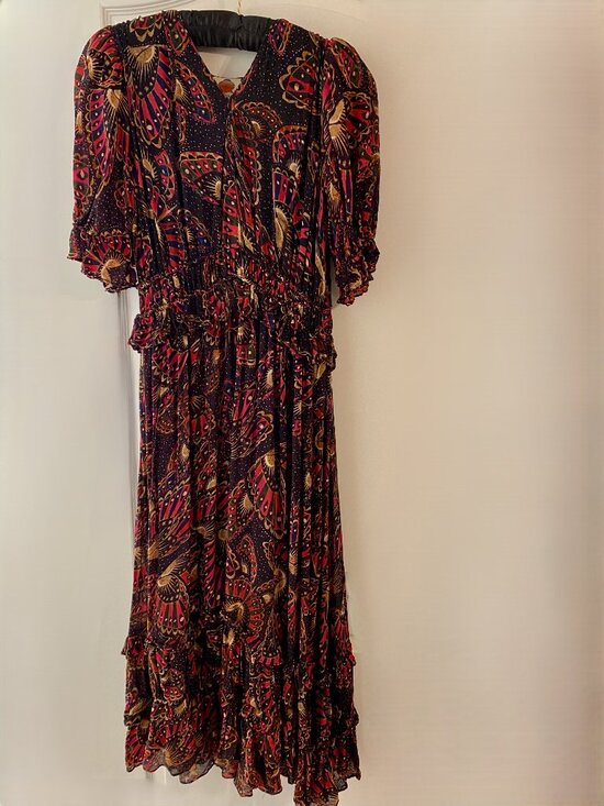 Farm Rio Dresses & Skirts - Farm Rio M Maxi dress, fully lined, preowned but worn rarely as too large.